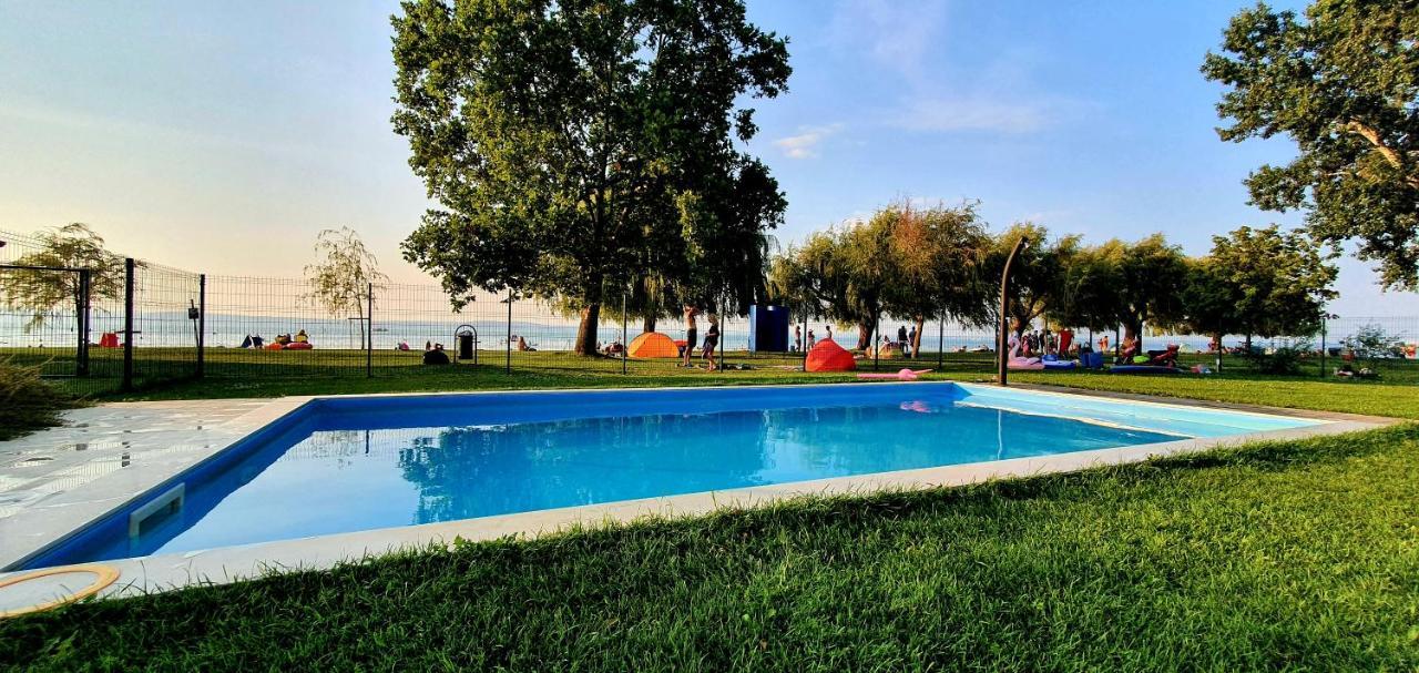 Elegant Apartman Siofok Exterior photo