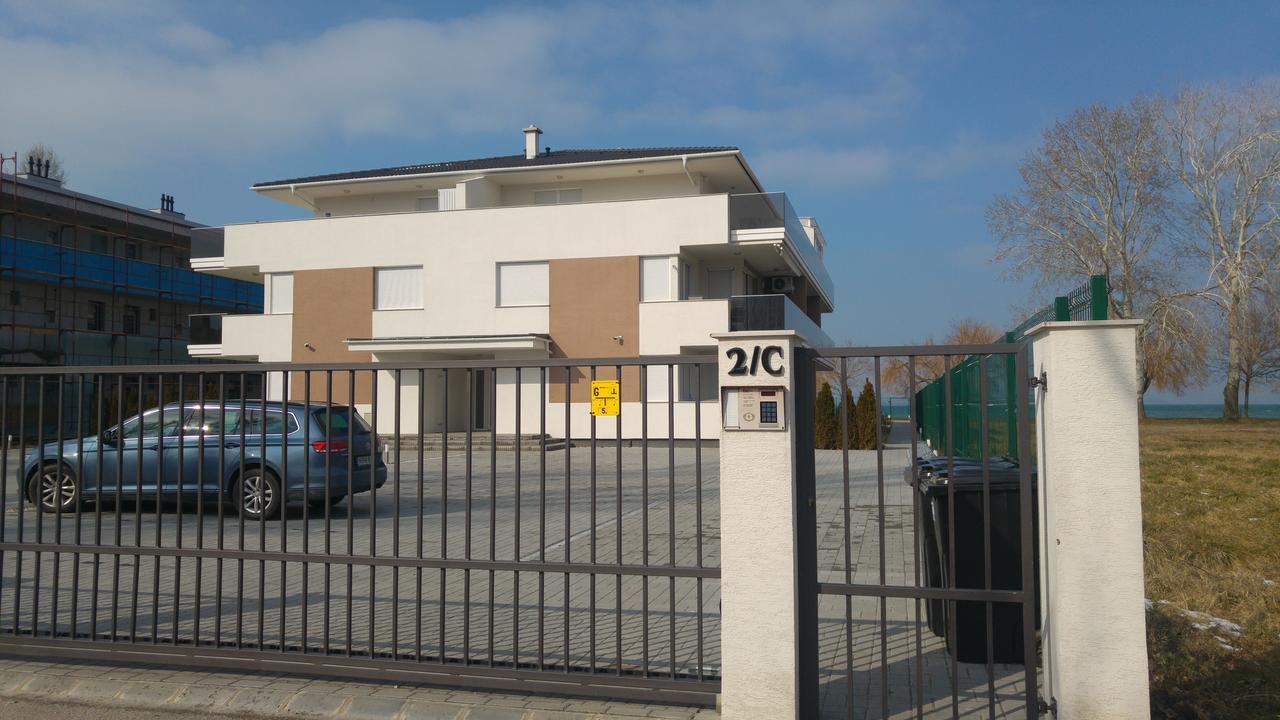 Elegant Apartman Siofok Exterior photo